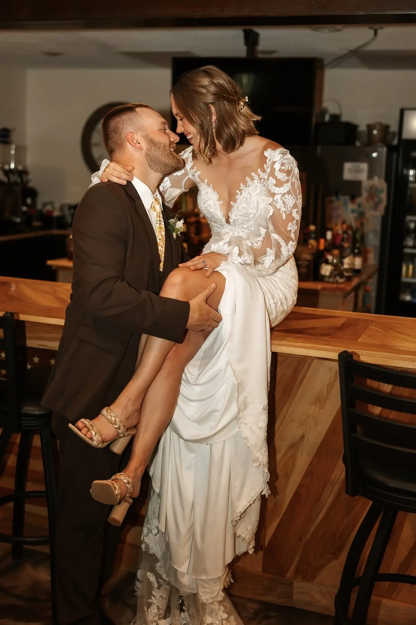 Rustic Love. Mobile Image